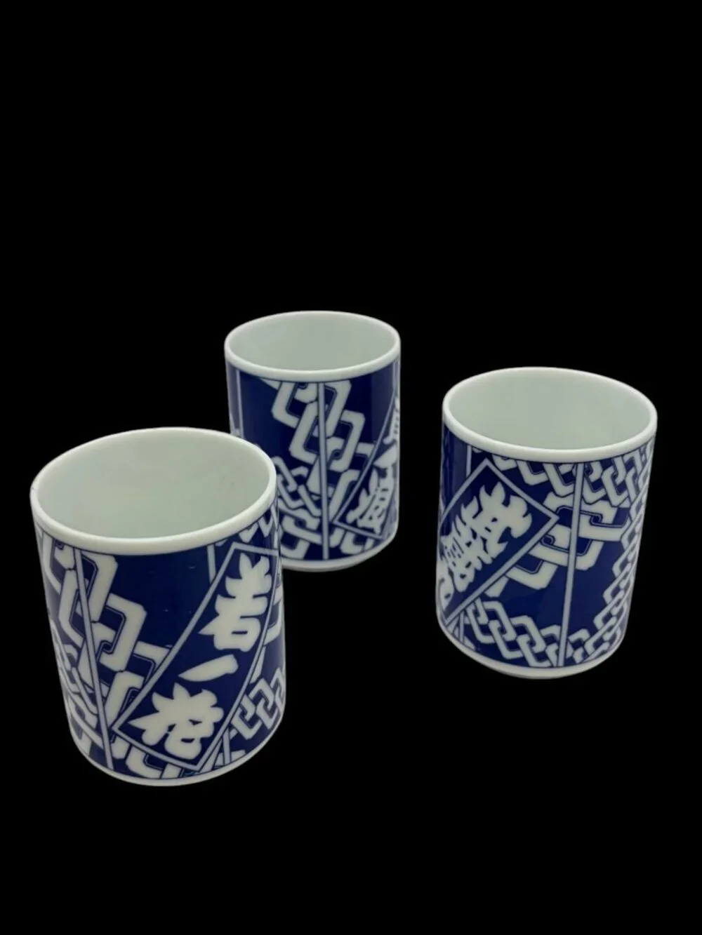 Set of 3 Vintage Japanese Blue & White Yunomi Tea Cups Sumo Wrestler Porcelain